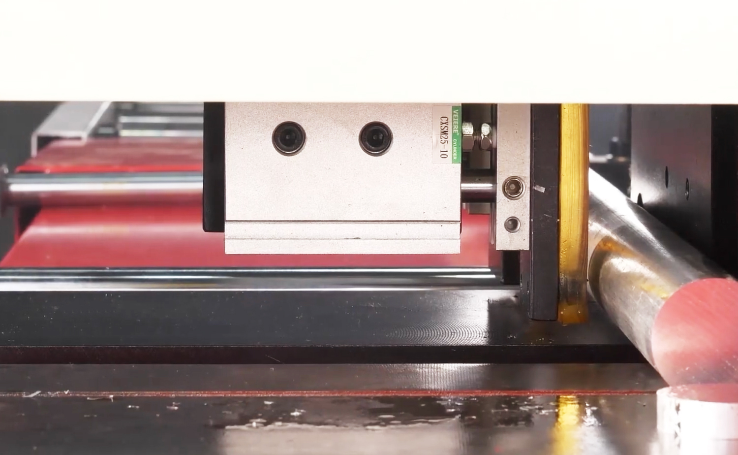 CNC455 sorozatú teljesen automatikus alumínium és réz vágógép